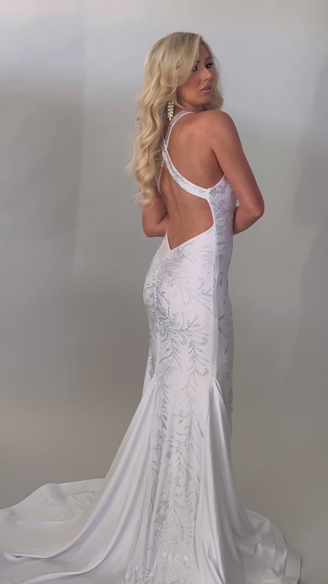 7609 – Jasz Couture