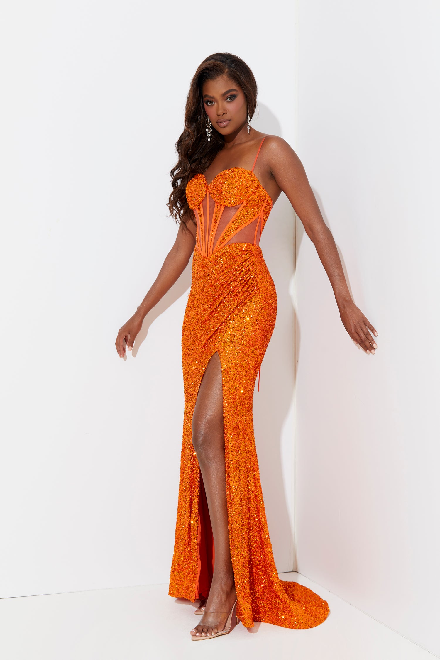 2024 Evening Gowns and Evening Dresses