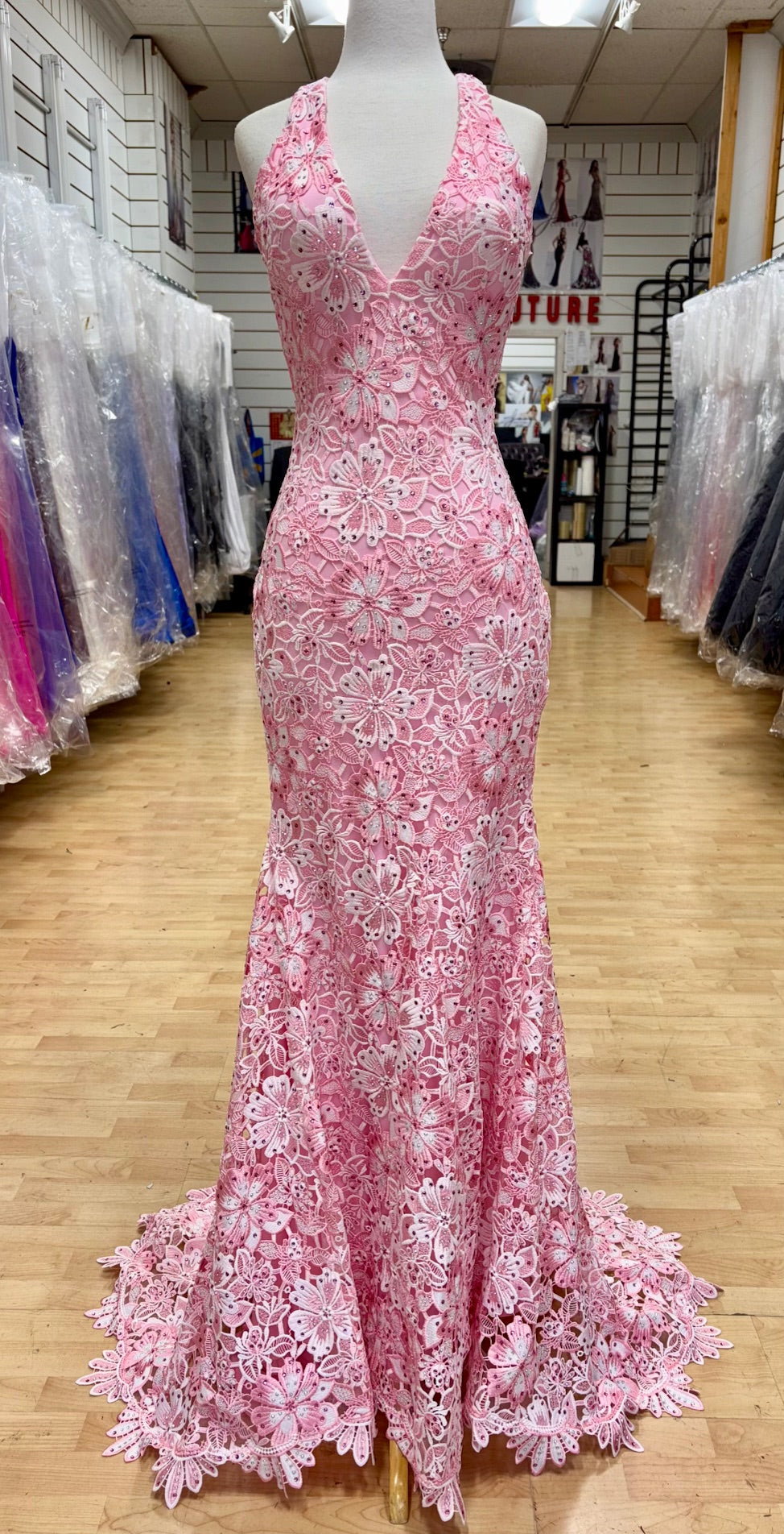 7955 – Jasz Couture