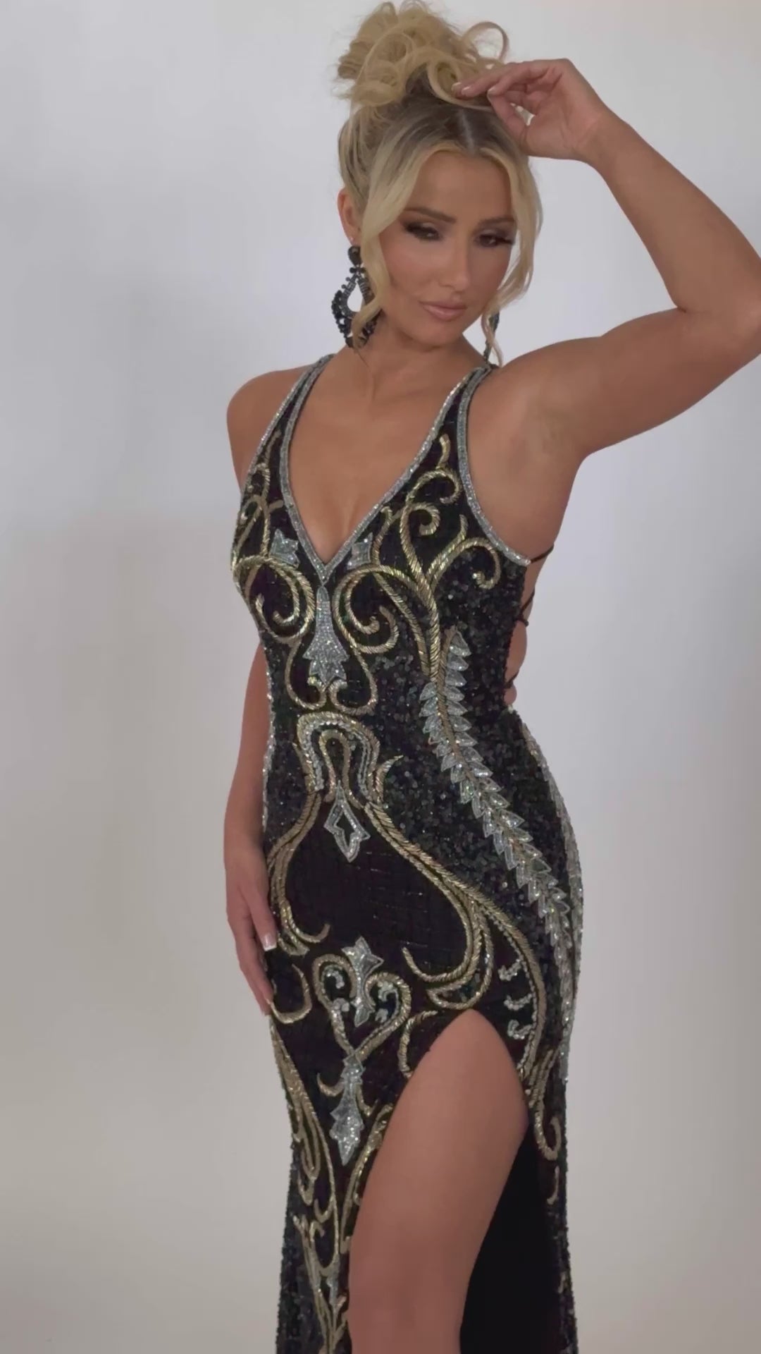 7697 – Jasz Couture